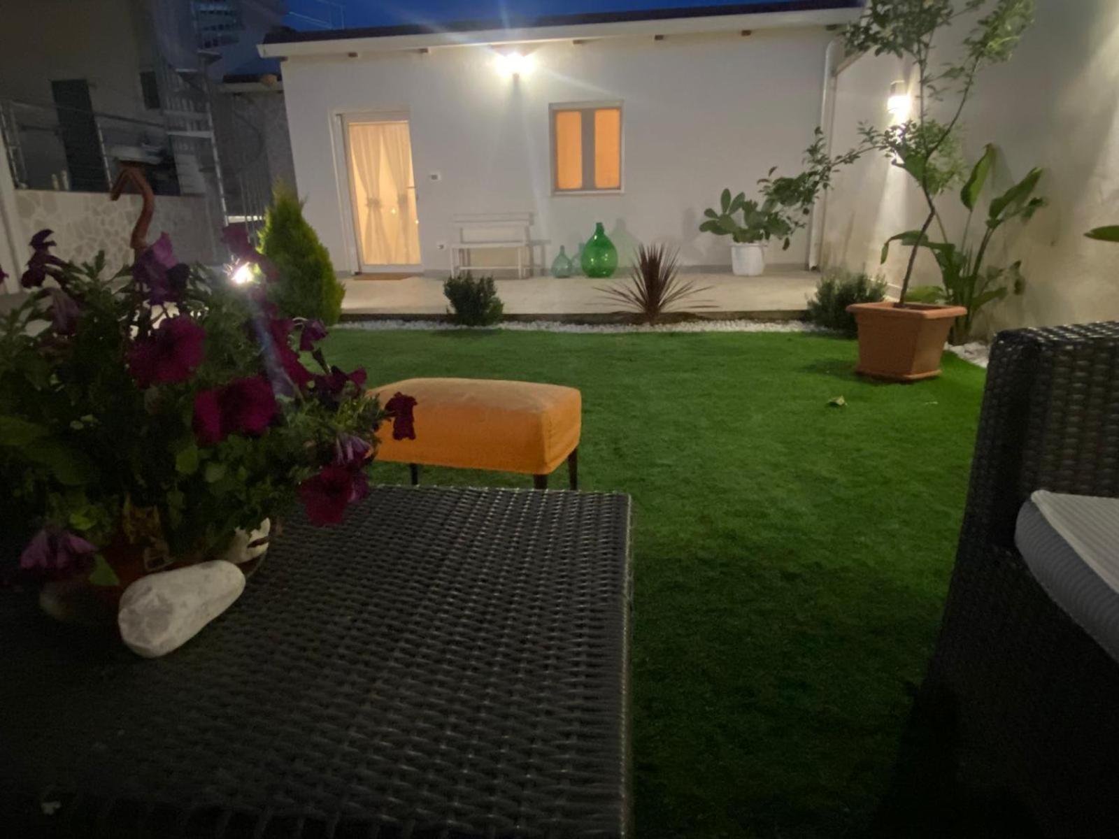 Appartement Brezza Marina à Tarente Extérieur photo