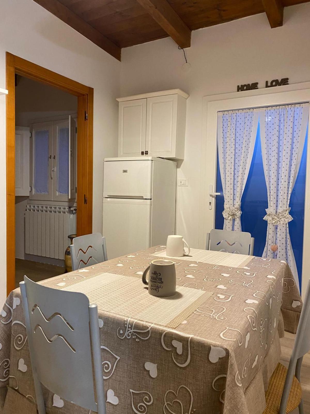 Appartement Brezza Marina à Tarente Extérieur photo